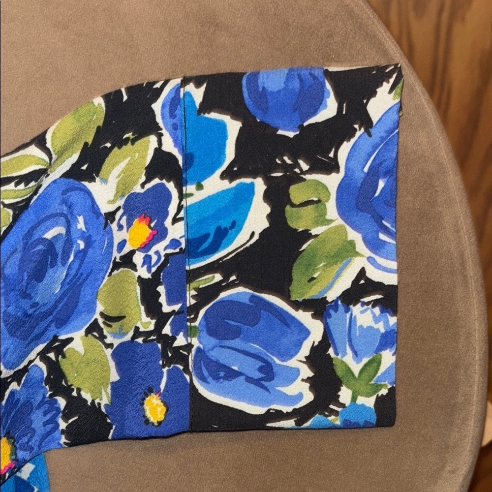 Zara Blue Asymmetrical Sleeveless Tank Top - Picture 5 of 5